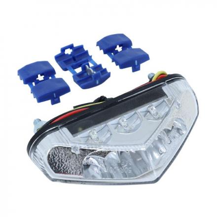 172982 FEU ARRIERE 50 A BOITE-MOTO REPLAY A LEDS TRIANGLE BLANC AVEC ECLAIRAGE DE PLAQUE (6 LEDS ROUGES + 3 BLANCHES) (LONGUEUR 